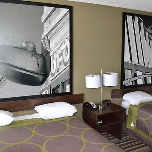 Queen Room Two Queen Beds Non-Smoking